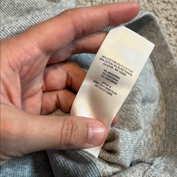 Bundle of 2 Aritzia Gray TNA Tees - Picture 9 of 9